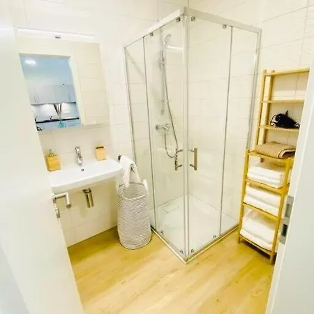 Urban Stay-1br With A Parking *